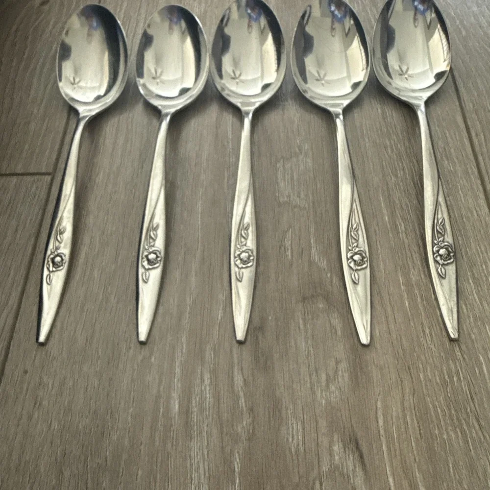 Set of 5 MY ROSE by Oneida‎ Glossy Stainless Flatware Oval Place Spoons Vintage